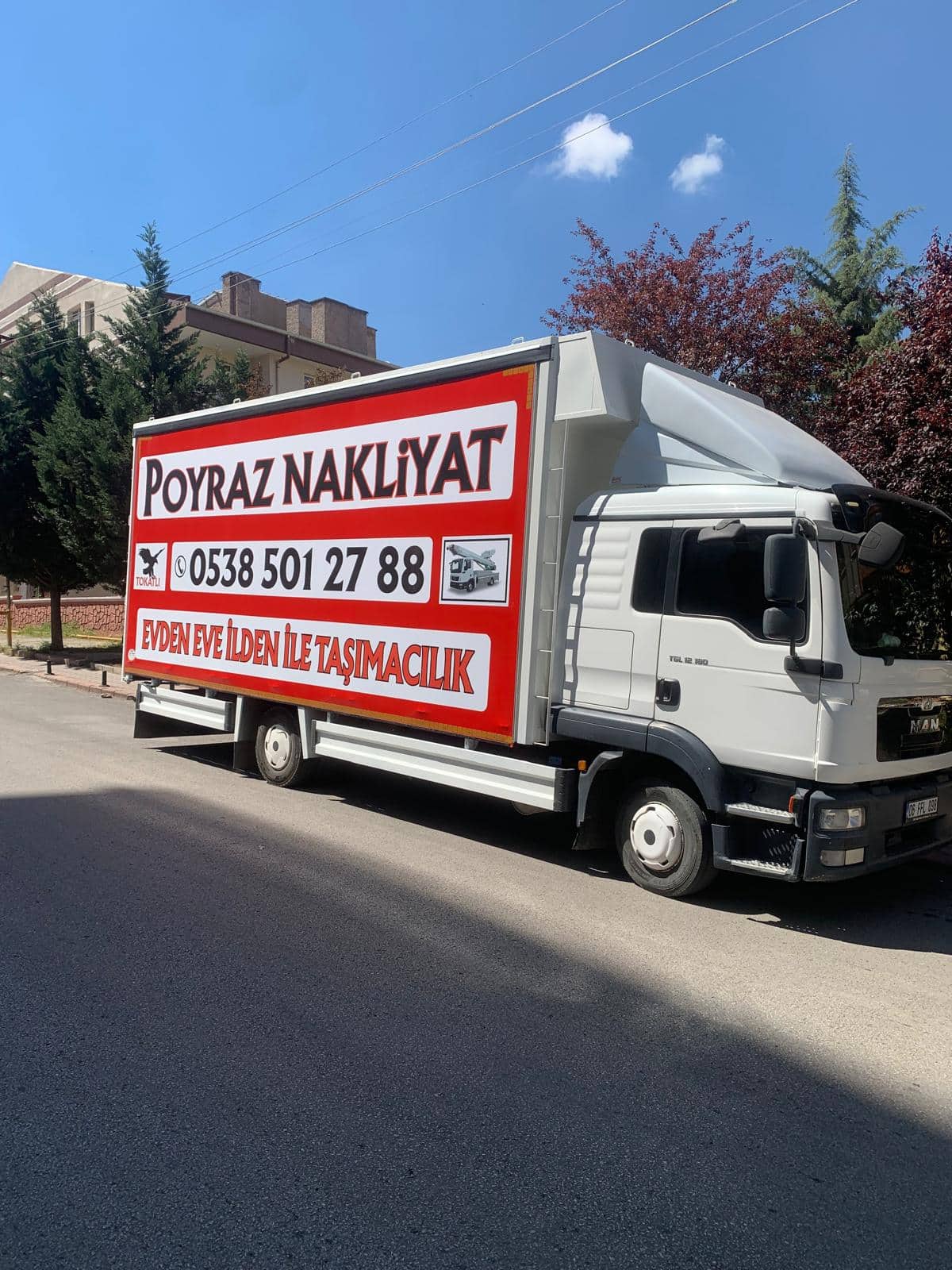 Keçiören Poyraz Evden Eve Nakliyat kapalı kasa aracı yandan